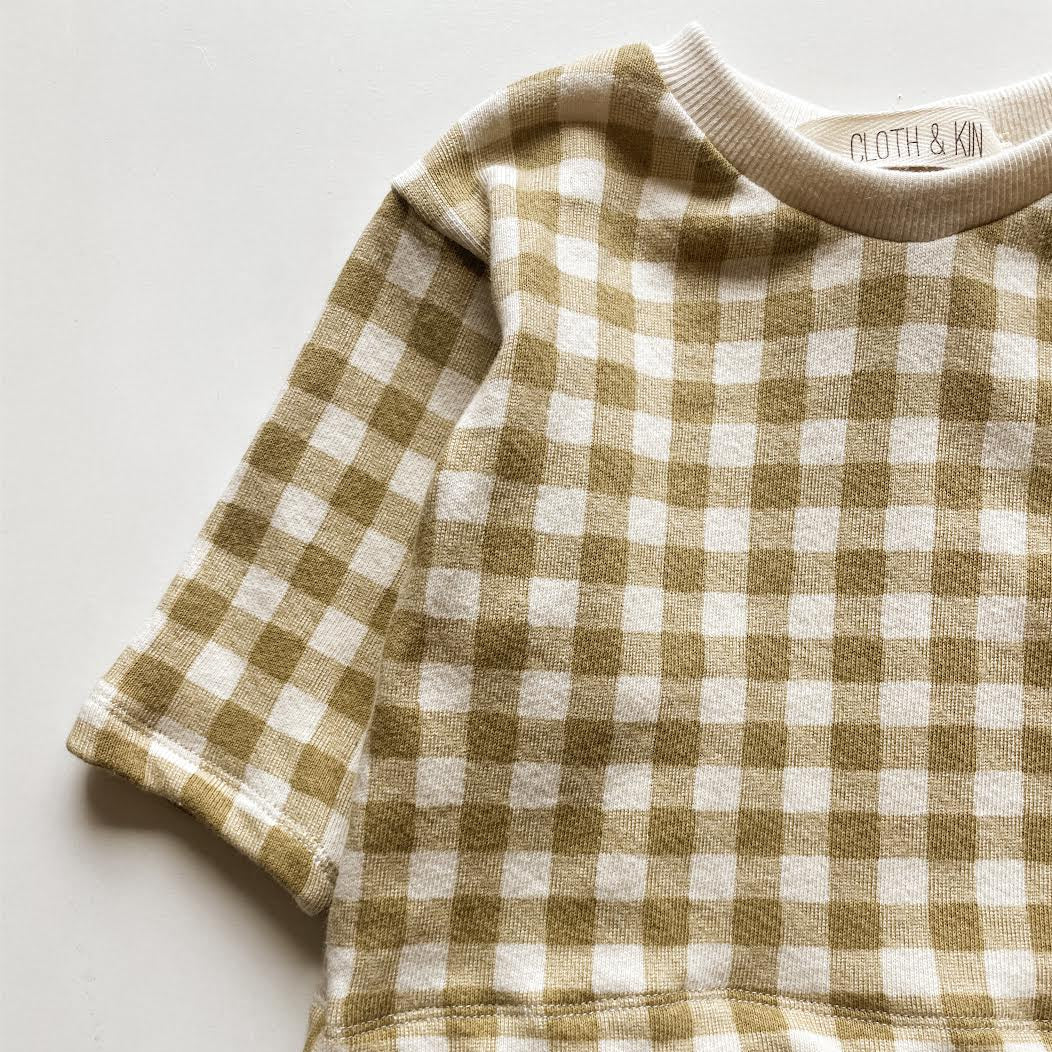 . Boxy Crewneck in Tea Gingham