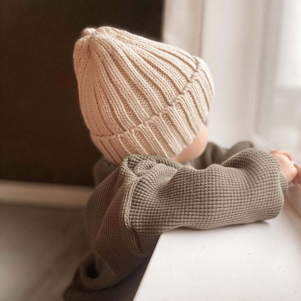 . Chunky Knit Hat in Almond